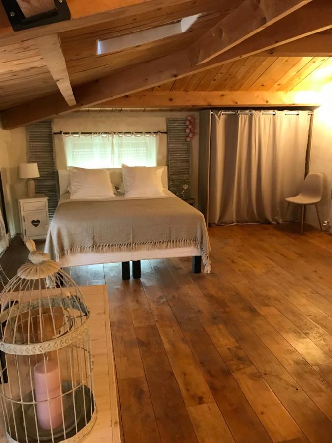 La Charmeuse Apartment Céreste Екстериор снимка