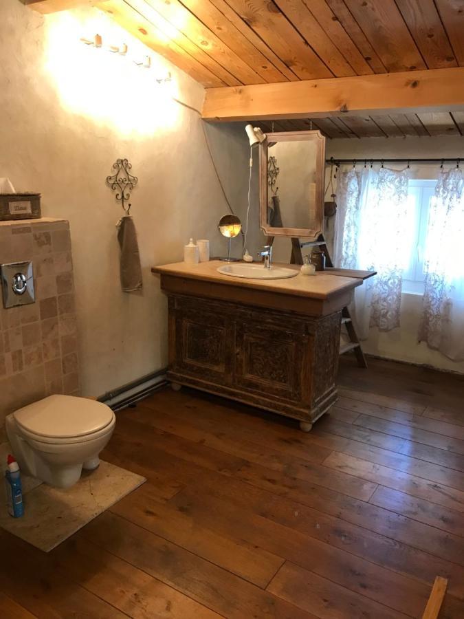 La Charmeuse Apartment Céreste Екстериор снимка